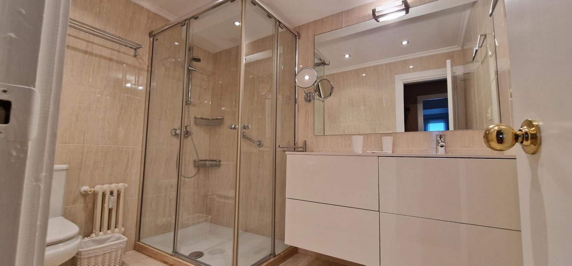 Parque Begona - Amplio Piso Para 6 Pax Y Centrico - Vut-4528-As Gijón Esterno foto